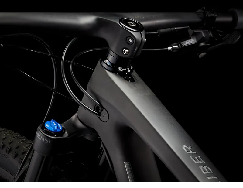 Trek Supercaliber 9.8 XT XC Carbon Mountain Bike in Black Size Medium-8